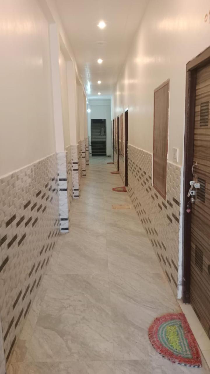 Rudra Prabha Guest House Ayodhya Εξωτερικό φωτογραφία